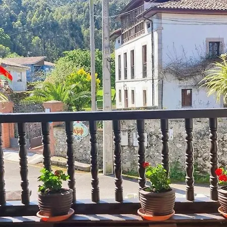 Casa de Férias Casa Gerpe Ii - San Antolin Y Gulpiyuri A Un Paso Navés