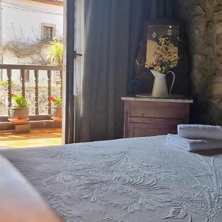 Casa Vacacional Gerpe Ii Holiday home Naves (Asturias)